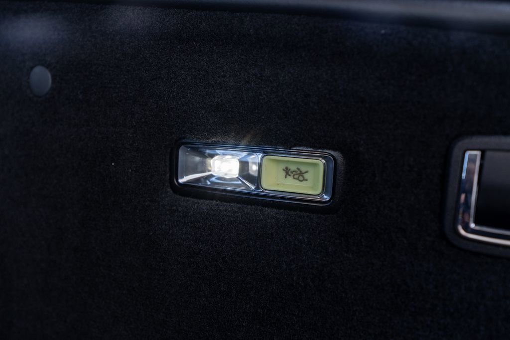 Used 2025 Cadillac Escalade IQ Luxury 2 w/ LPO, Premium Carpet Package AWD/4WD image 61