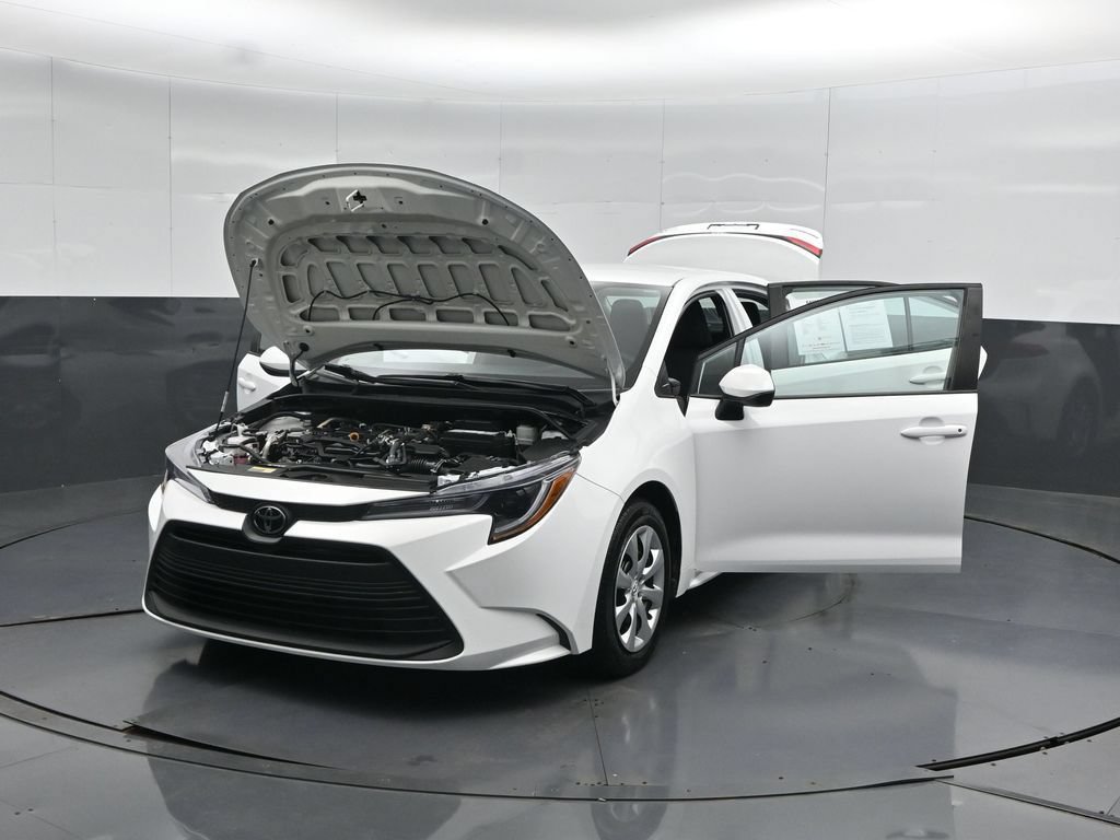 Used 2023 Toyota Corolla LE FWD image 54