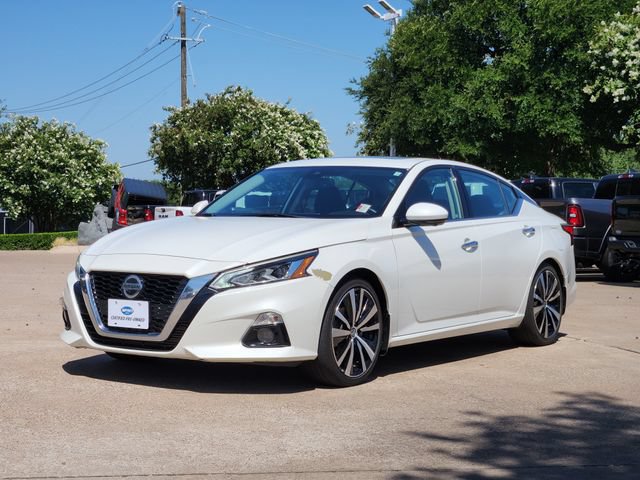 Used 2020 Nissan Altima 2.0 Platinum FWD image 3