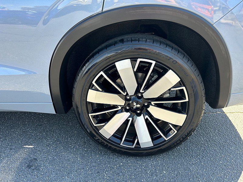 Used 2025 Mitsubishi Outlander SEL FWD image 14