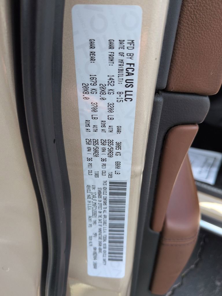 Used 2015 Jeep Grand Cherokee Summit AWD/4WD image 30