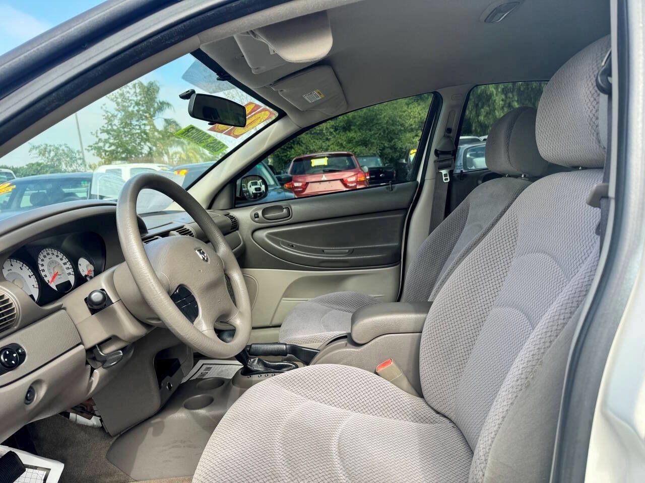 Used 2006 Dodge Stratus SXT image 8