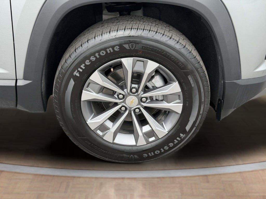Used 2026 Chevrolet Equinox LT FWD image 25