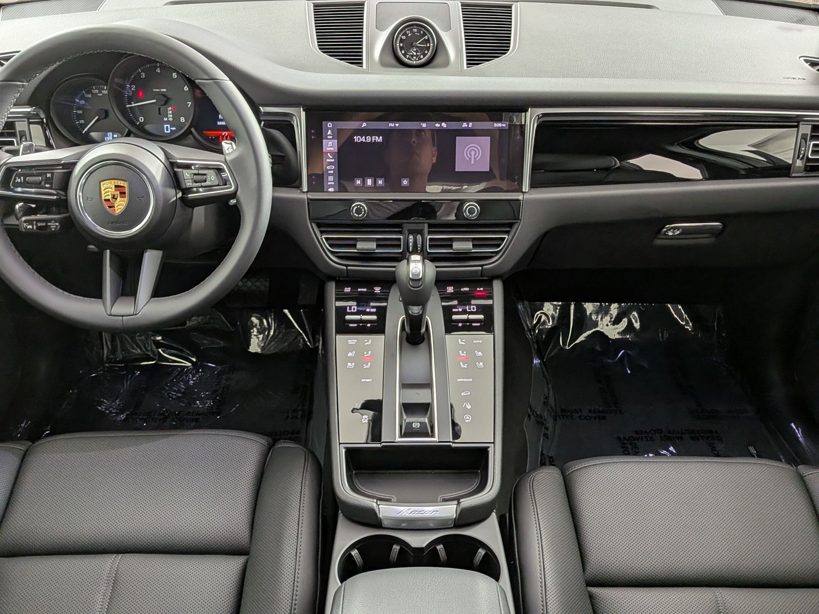 New 2026 Porsche Macan AWD/4WD image 20