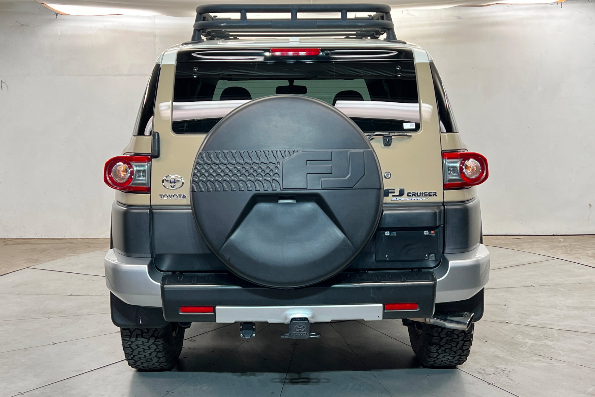 Used 2012 Toyota FJ Cruiser 4WD w/ TRD Sport Pkg image 5