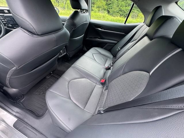 Used 2019 Toyota Camry XSE FWD image 16