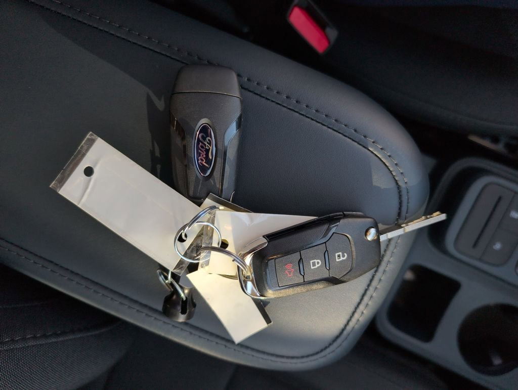 New 2026 Ford Maverick XL image 34