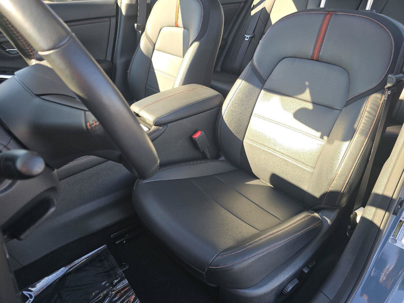 Certified 2025 Nissan Sentra SR w/ SR Premium Package FWD image 22