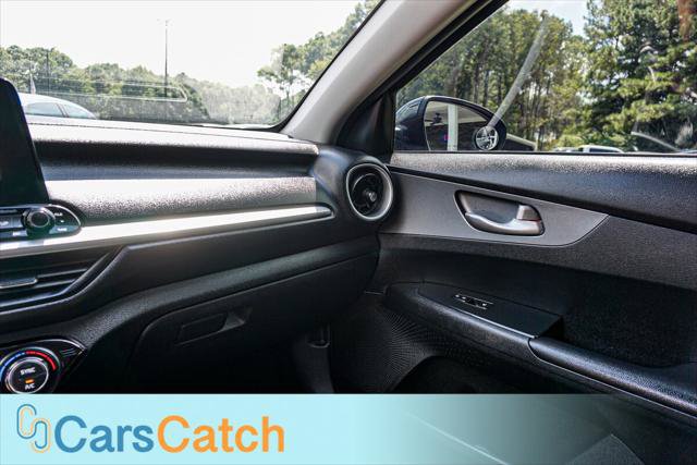 Used 2019 Kia Forte LXS FWD image 32