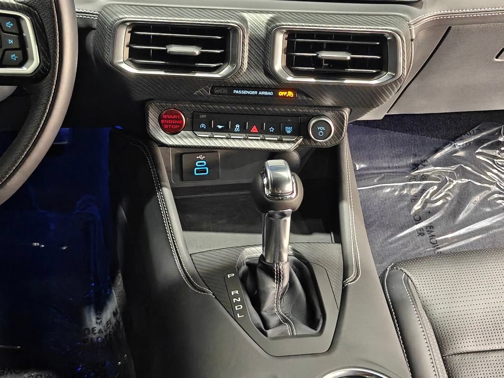 Used 2025 Ford Mustang Premium RWD image 10