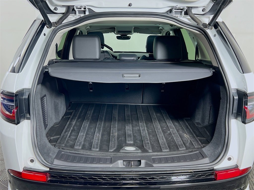 Used 2024 Land Rover Discovery Sport S image 27