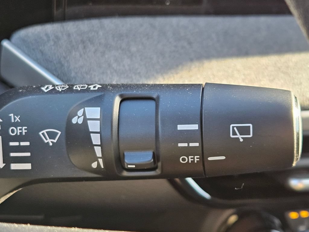 New 2026 Nissan Kicks SV w/ SV Premium Package AWD/4WD image 19