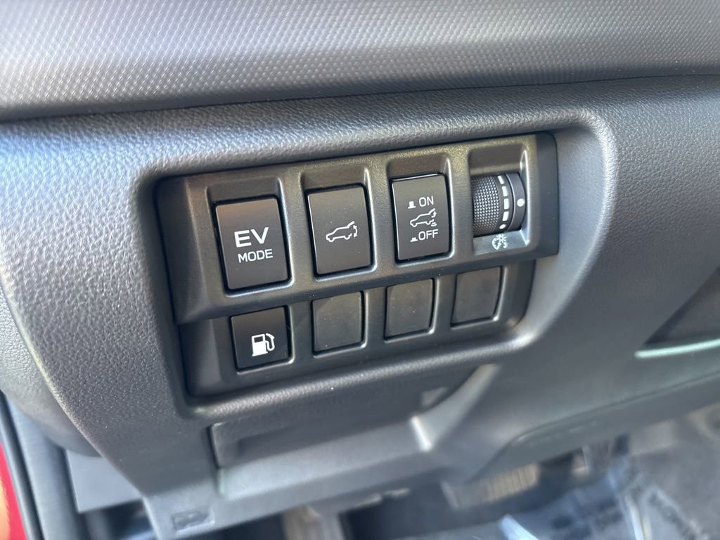 Used 2025 Subaru Forester Touring w/ Touring Package image 22