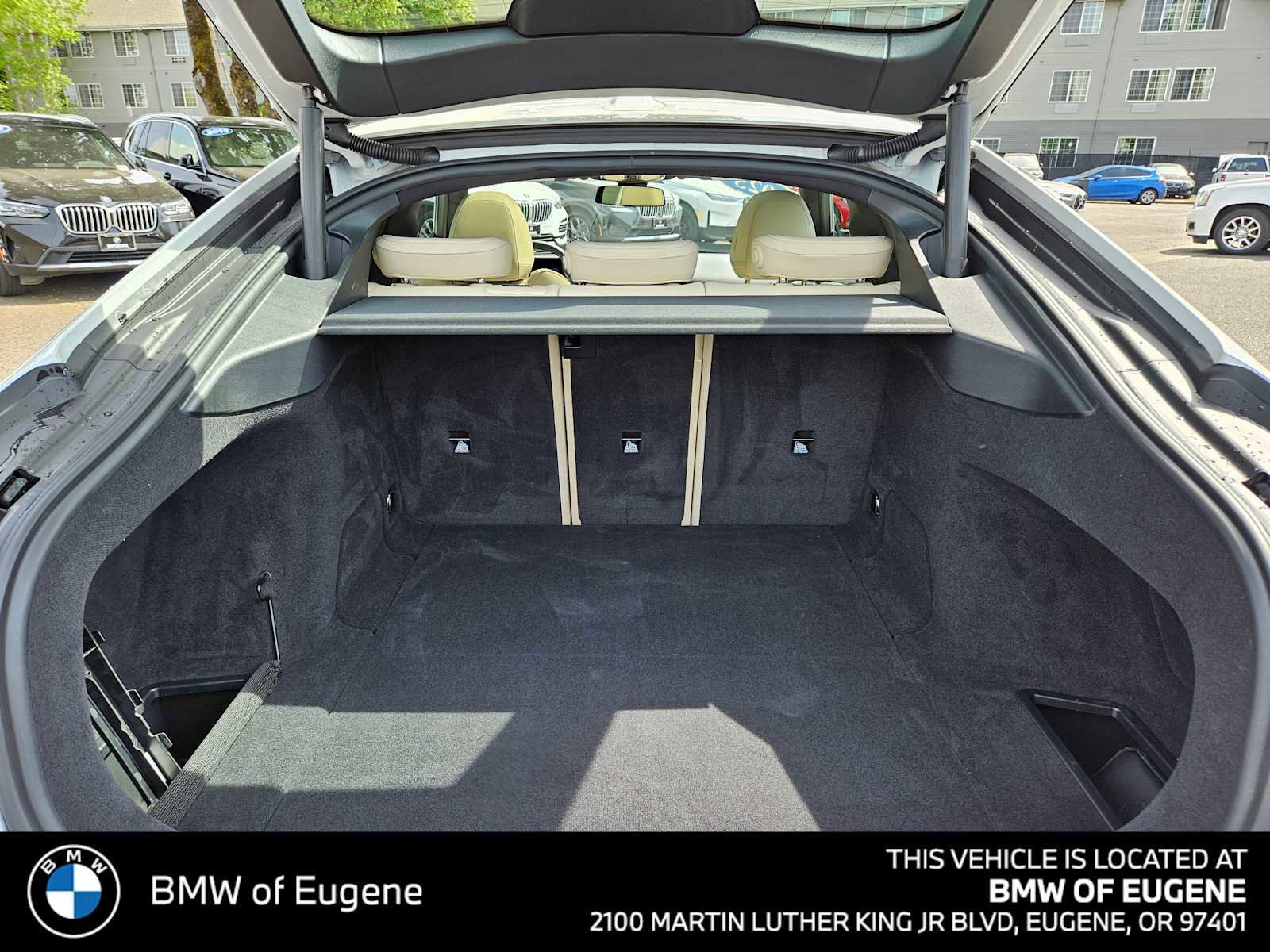Used 2025 BMW i4 xDrive40i w/ Premium Package AWD/4WD image 18