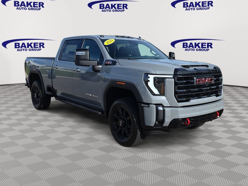 Used 2024 GMC Sierra 2500 AT4 w/ Technology Package AWD/4WD image 3