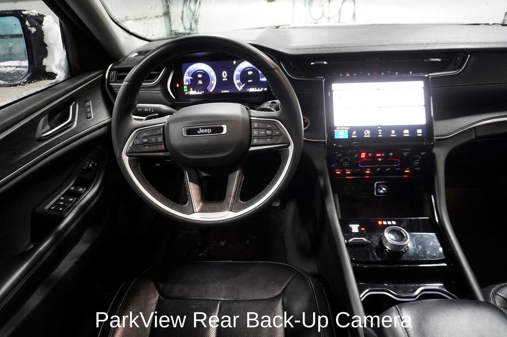 Used 2023 Jeep Grand Cherokee Limited w/ Luxury Tech Group II image 11