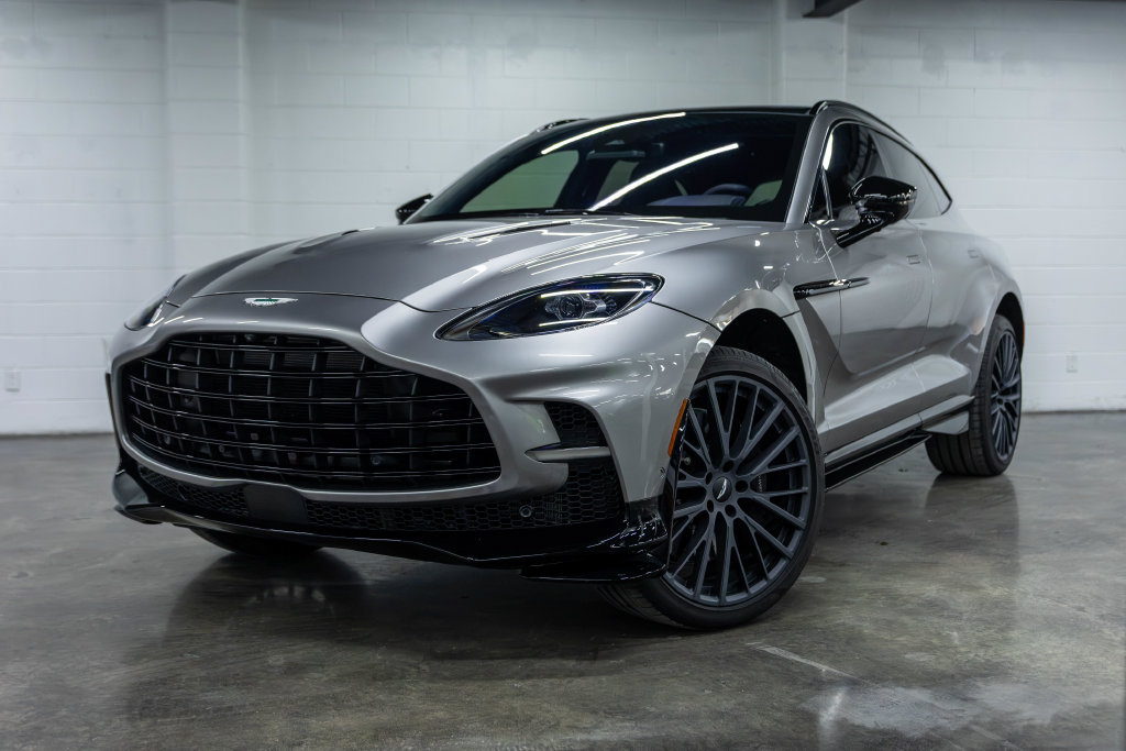 Used 2026 Aston Martin DBX 707 AWD/4WD image 21