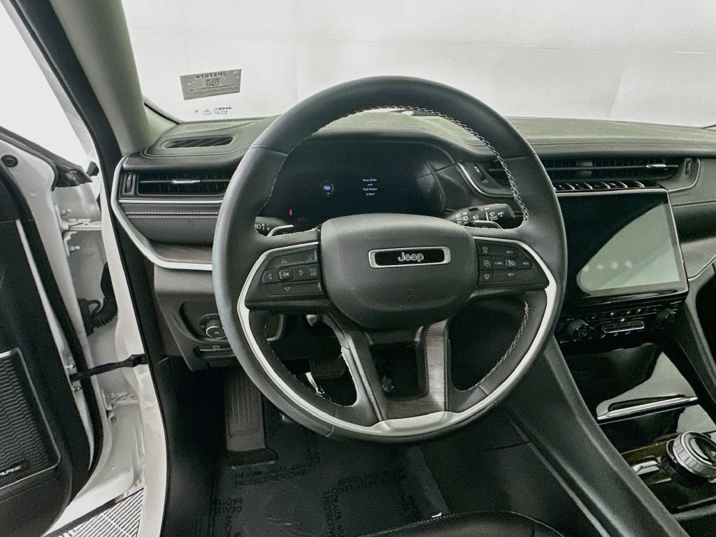 Certified 2023 Jeep Grand Cherokee L Limited w/ Luxury Tech Group II AWD/4WD image 18
