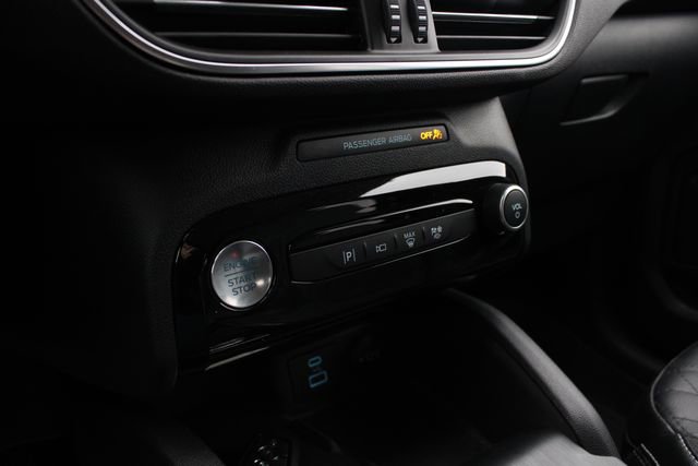 Used 2023 Ford Escape SE w/ PHEV Premium Package FWD image 17