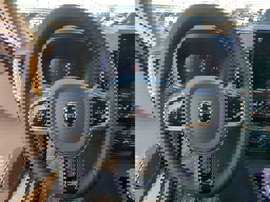 Used 2026 Volvo XC60 B5 Plus w/ Protection Package Premier image 21