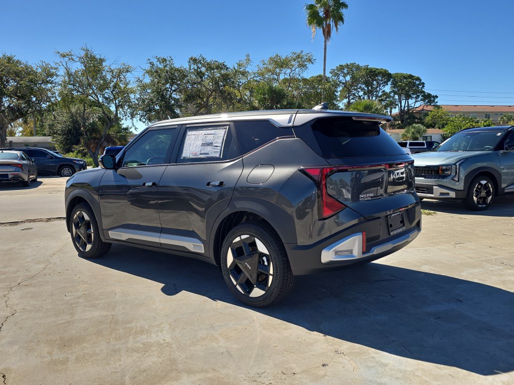 New 2027 Kia Seltos EX FWD image 6