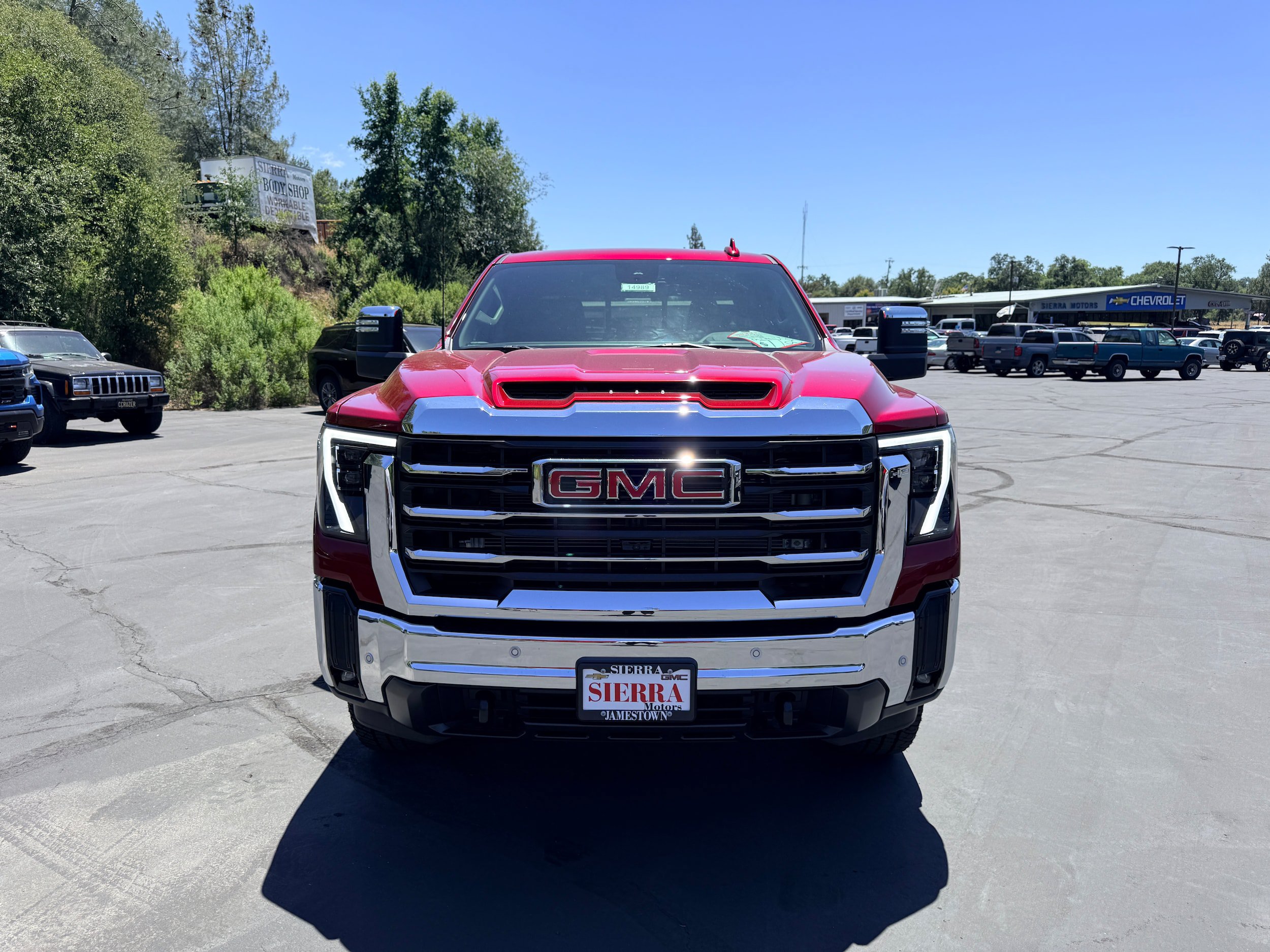 New 2026 GMC Sierra 2500 SLT w/ SLT Premium Package AWD/4WD image 2