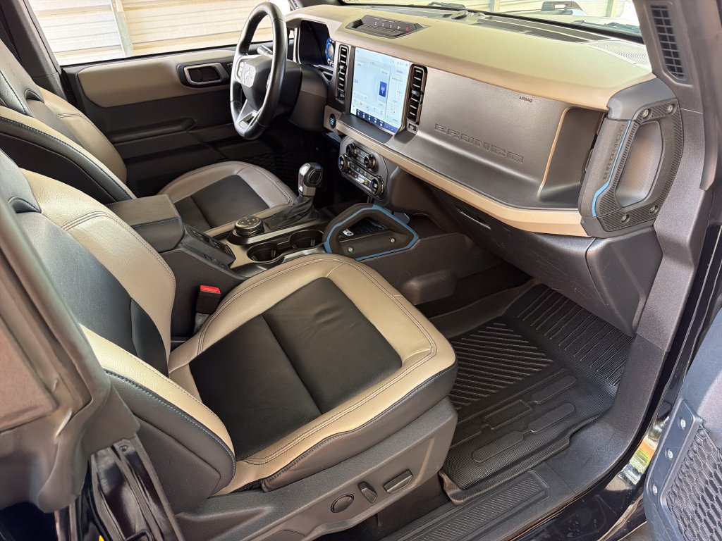 Used 2024 Ford Bronco Wildtrak AWD/4WD image 27