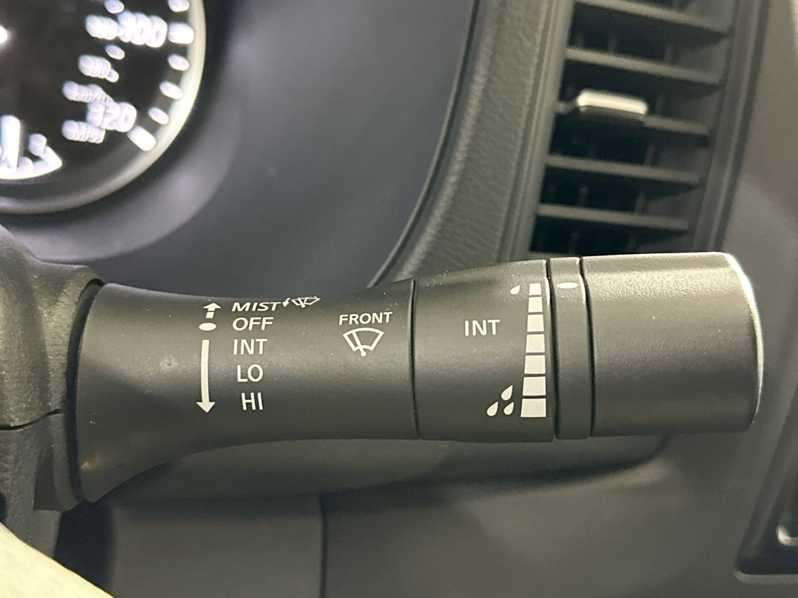 Used 2023 Nissan Frontier S w/ Technology Package image 30