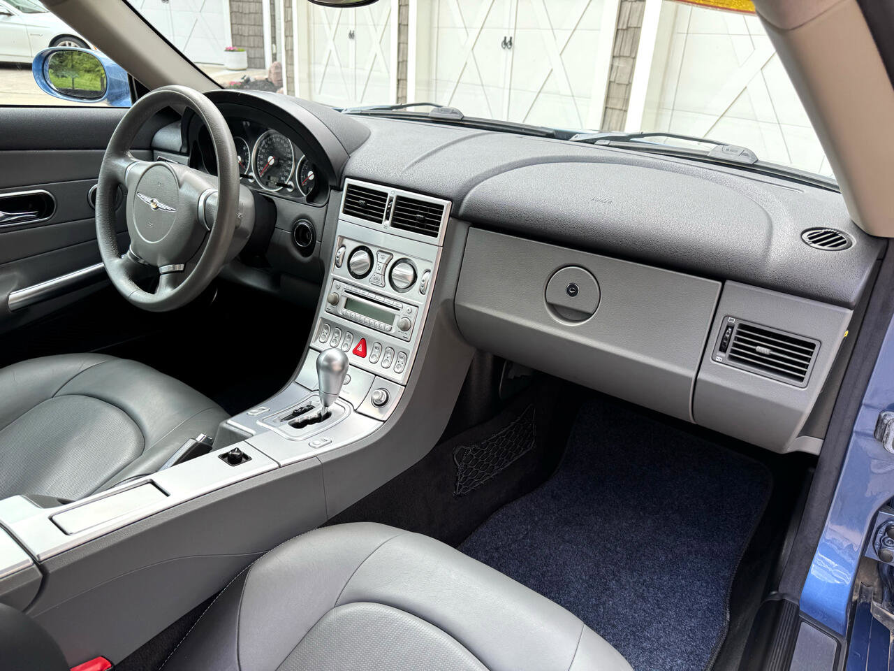 Used 2005 Chrysler Crossfire Limited image 16