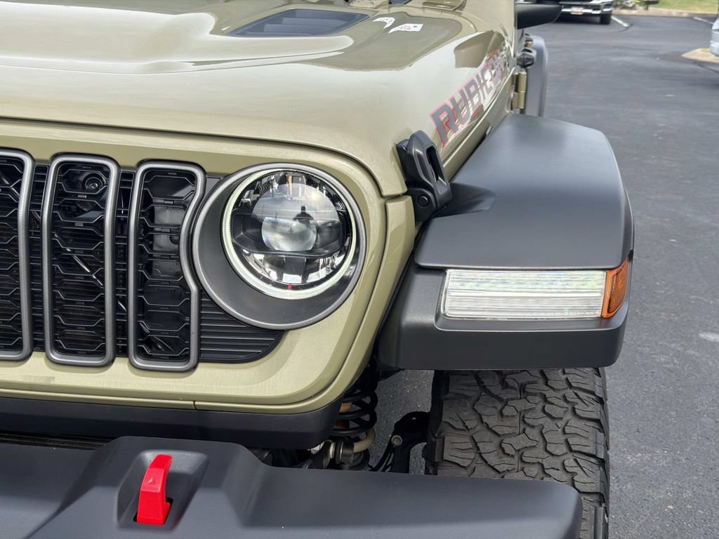 Used 2026 Jeep Wrangler Unlimited Rubicon AWD/4WD image 10