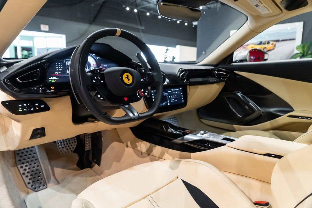 Used 2025 Ferrari 12Cilindri image 23