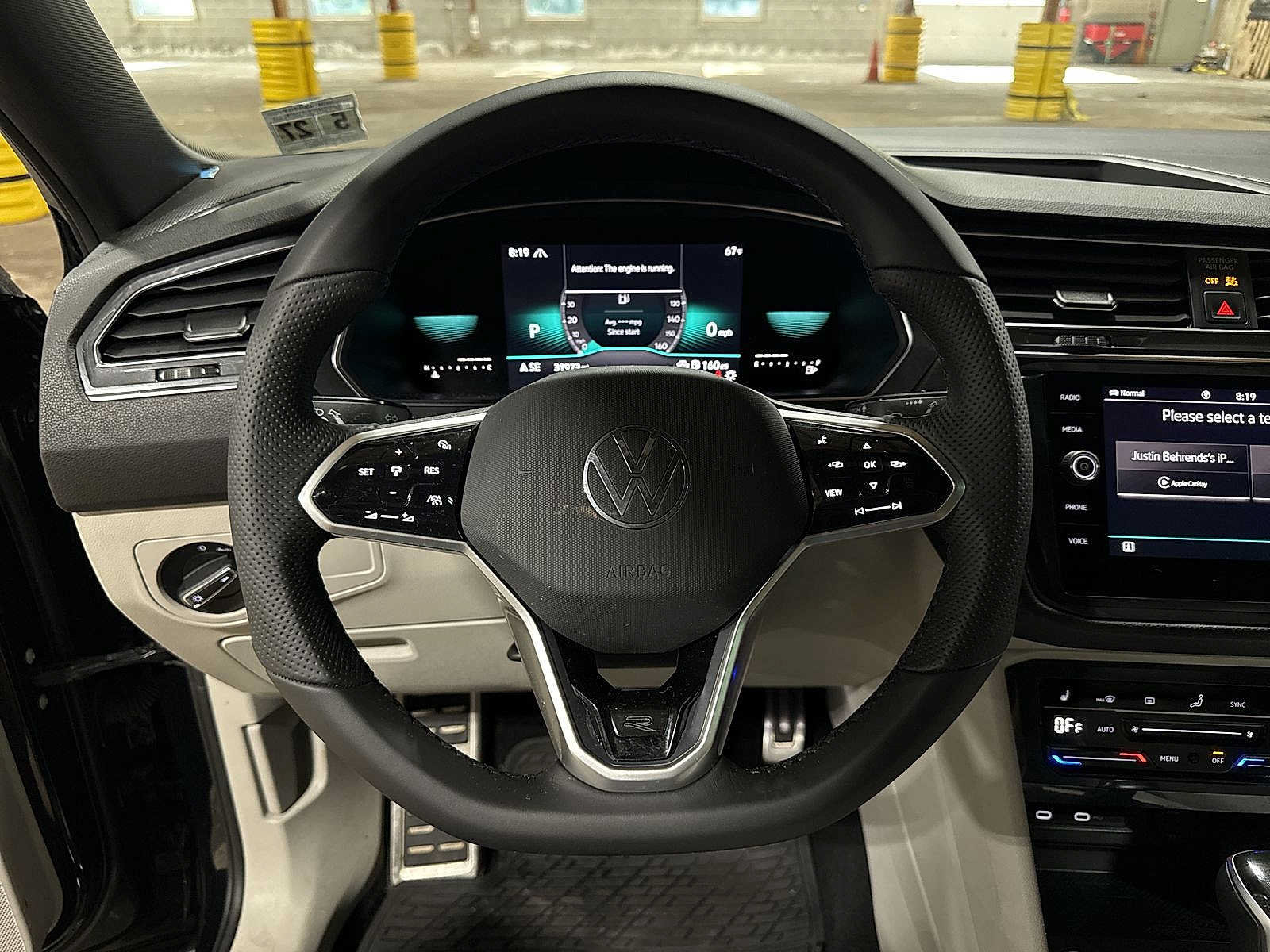 Used 2022 Volkswagen Tiguan SE R-Line AWD/4WD image 18