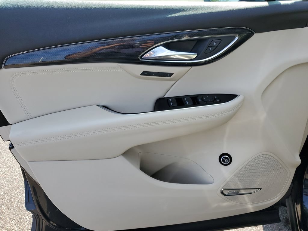 Certified 2023 Buick Envision Essence w/ Technology Package I AWD/4WD image 23