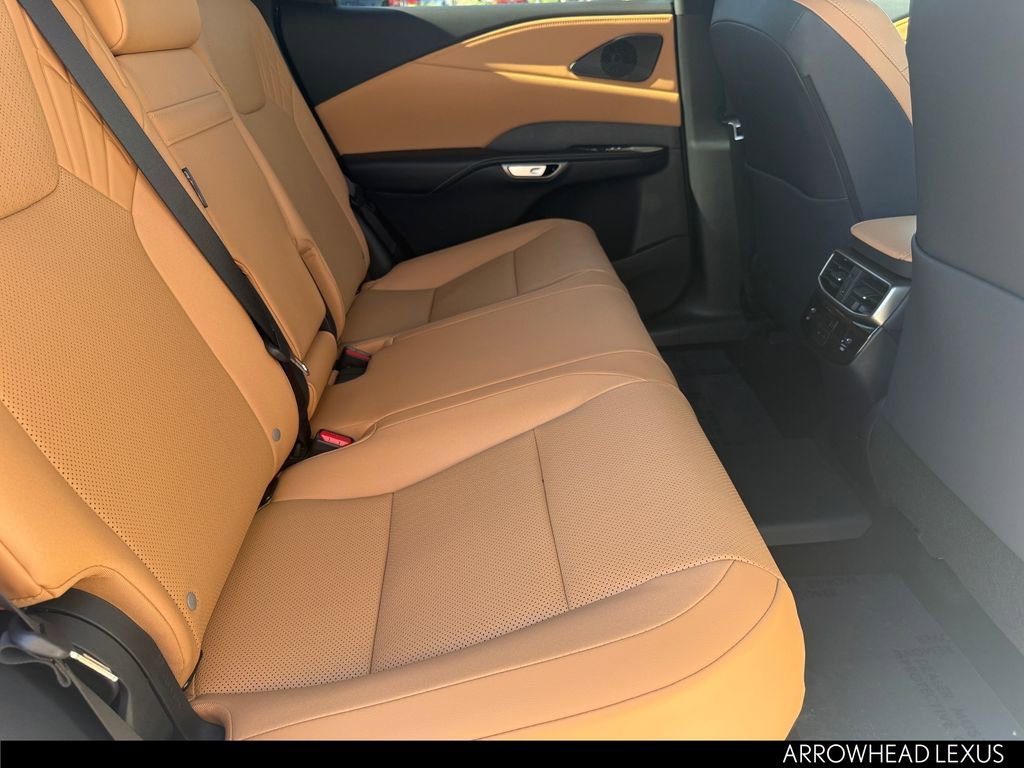 New 2026 Lexus RX 450h AWD image 27