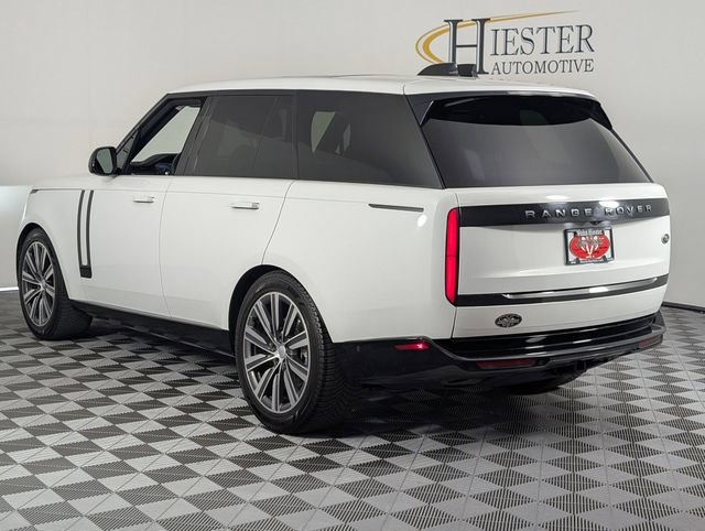 Used 2023 Land Rover Range Rover SE AWD/4WD image 5