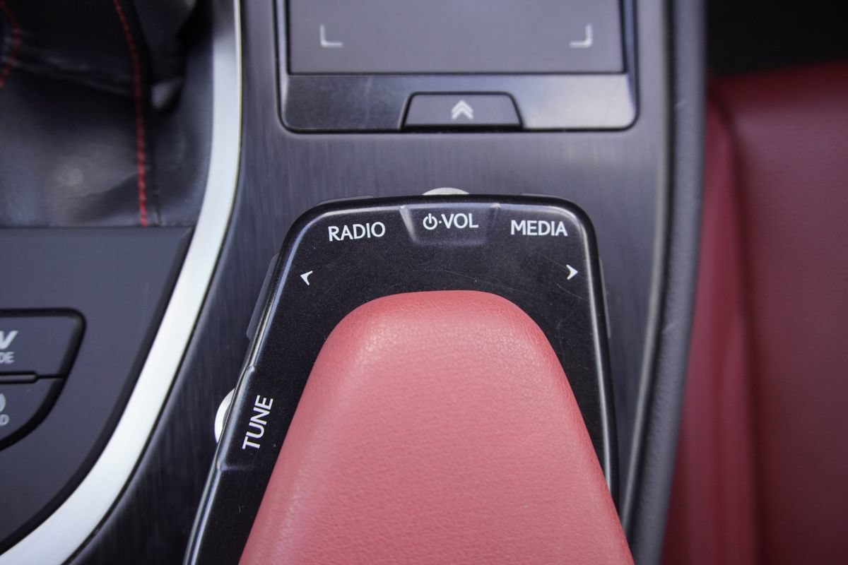 Used 2019 Lexus UX 250h F Sport w/ F Sport Premium Package AWD/4WD image 25