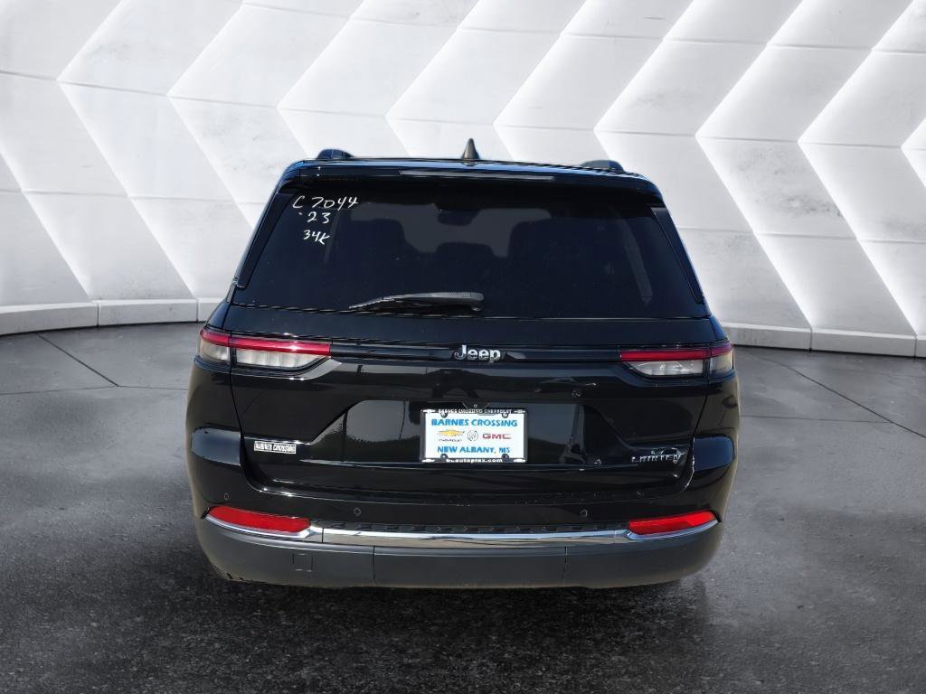 Used 2023 Jeep Grand Cherokee Limited image 6