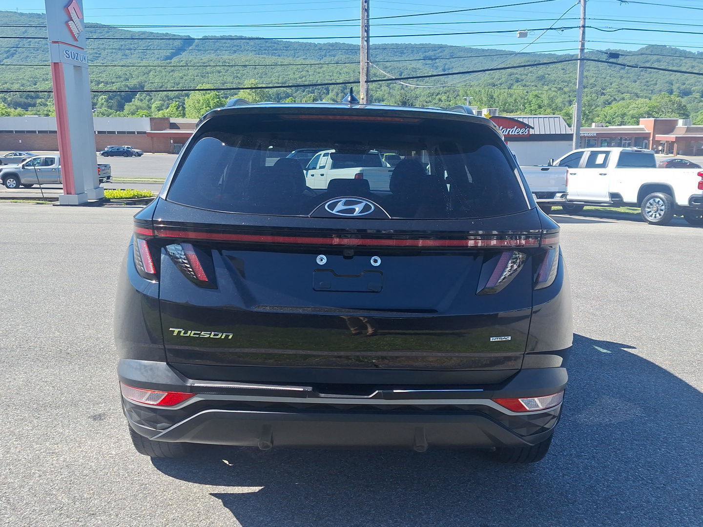 Used 2023 Hyundai Tucson SEL w/ Convenience Package AWD/4WD image 4