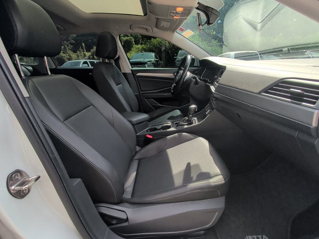 Used 2019 Volkswagen Jetta FWD image 14