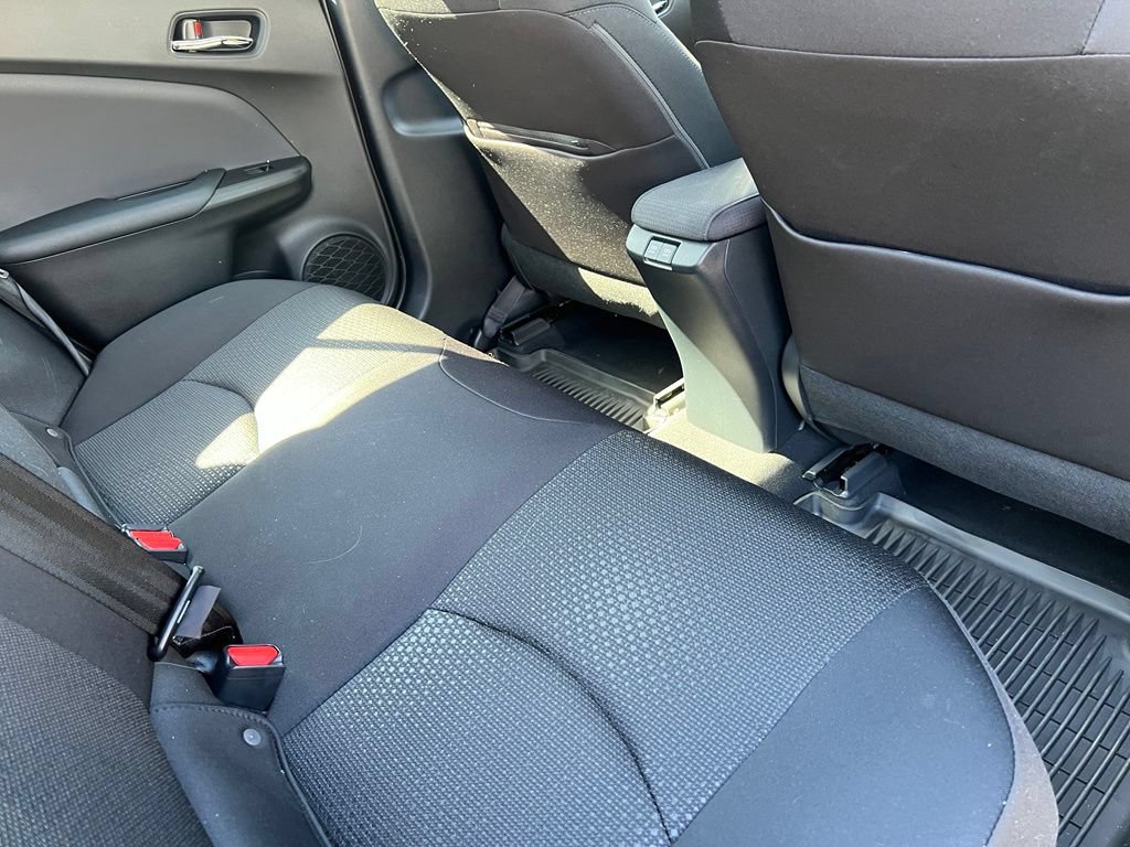 Certified 2022 Toyota Prius LE FWD image 18