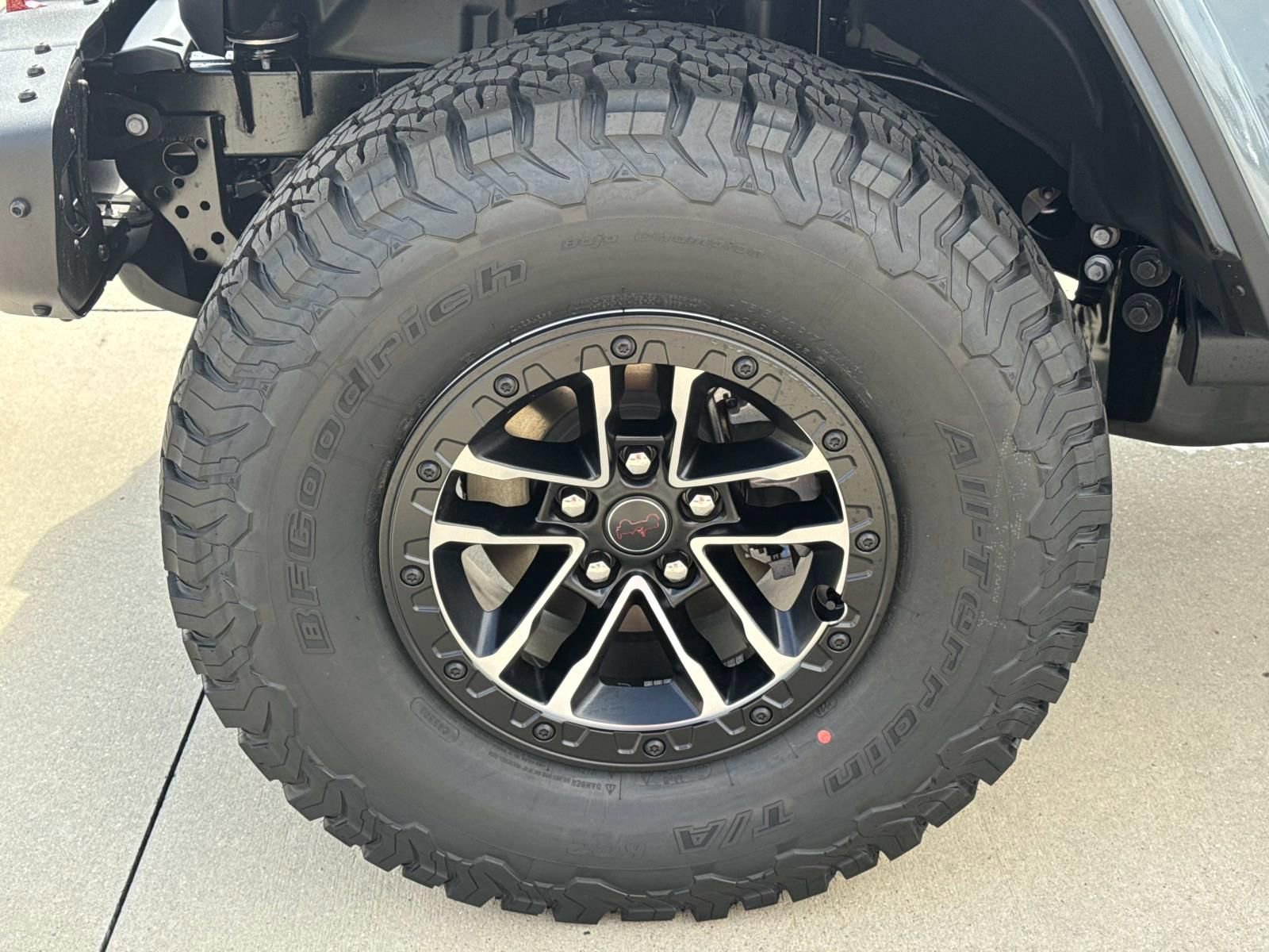 New 2026 Jeep Wrangler Unlimited Rubicon AWD/4WD image 4