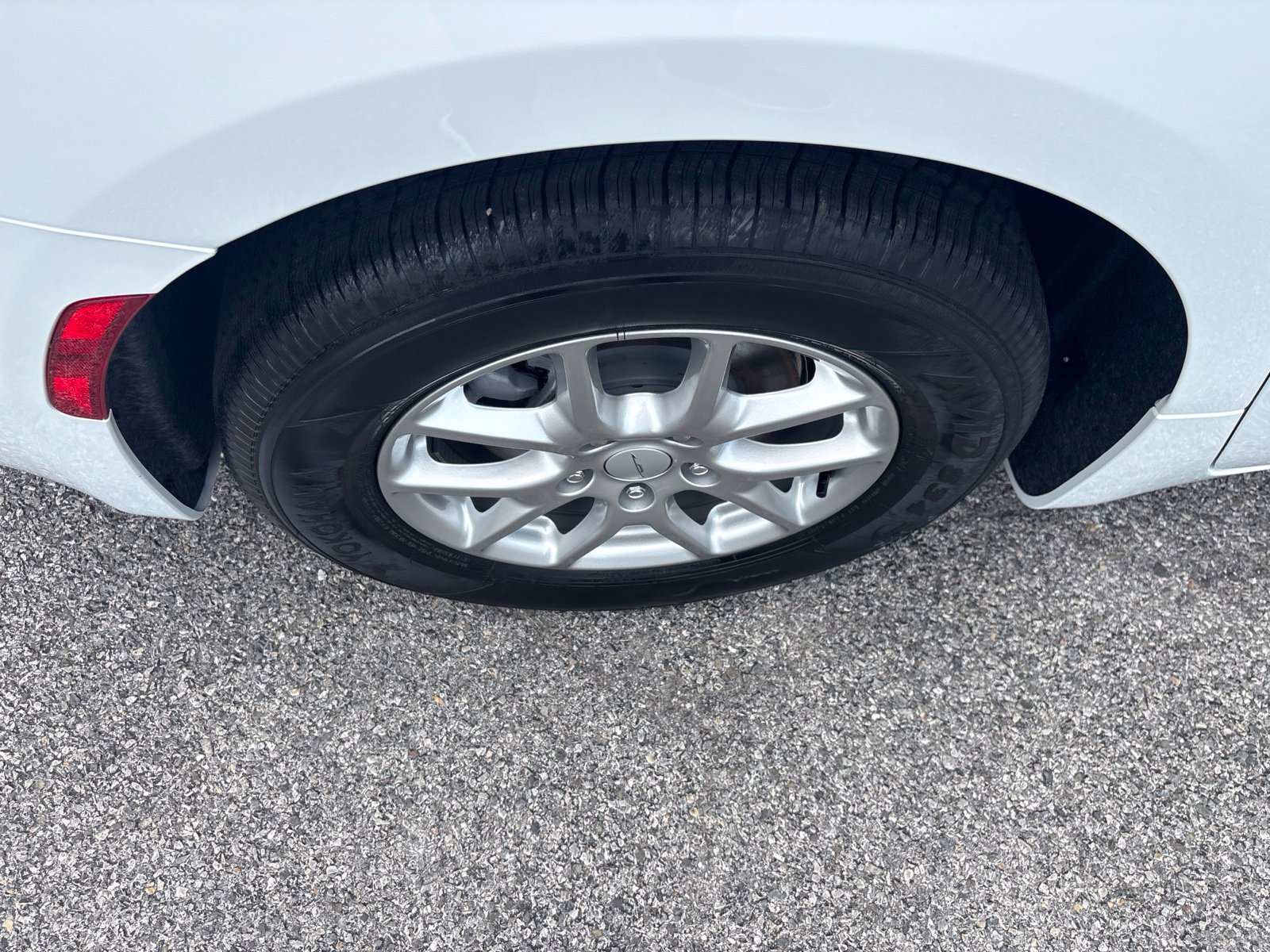 New 2027 Chrysler Pacifica LX FWD image 27