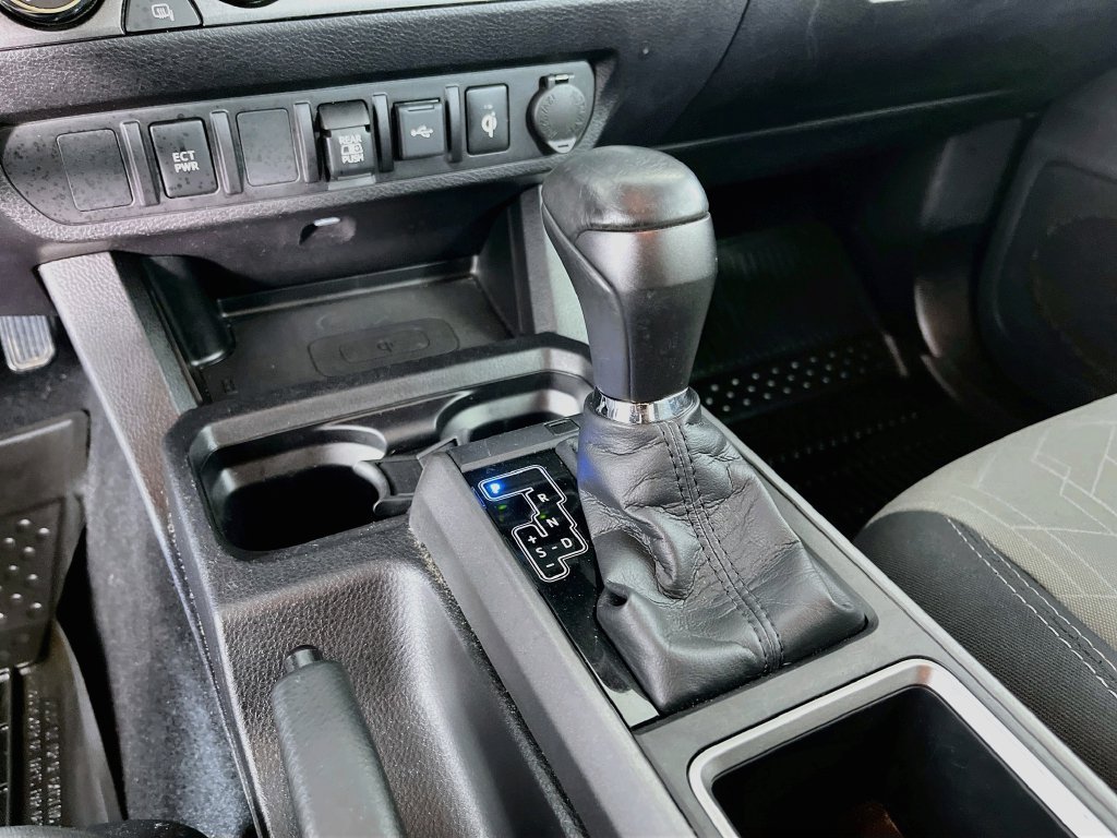 Used 2021 Toyota Tacoma TRD Off-Road w/ Blackout Package (TMS) AWD/4WD image 20
