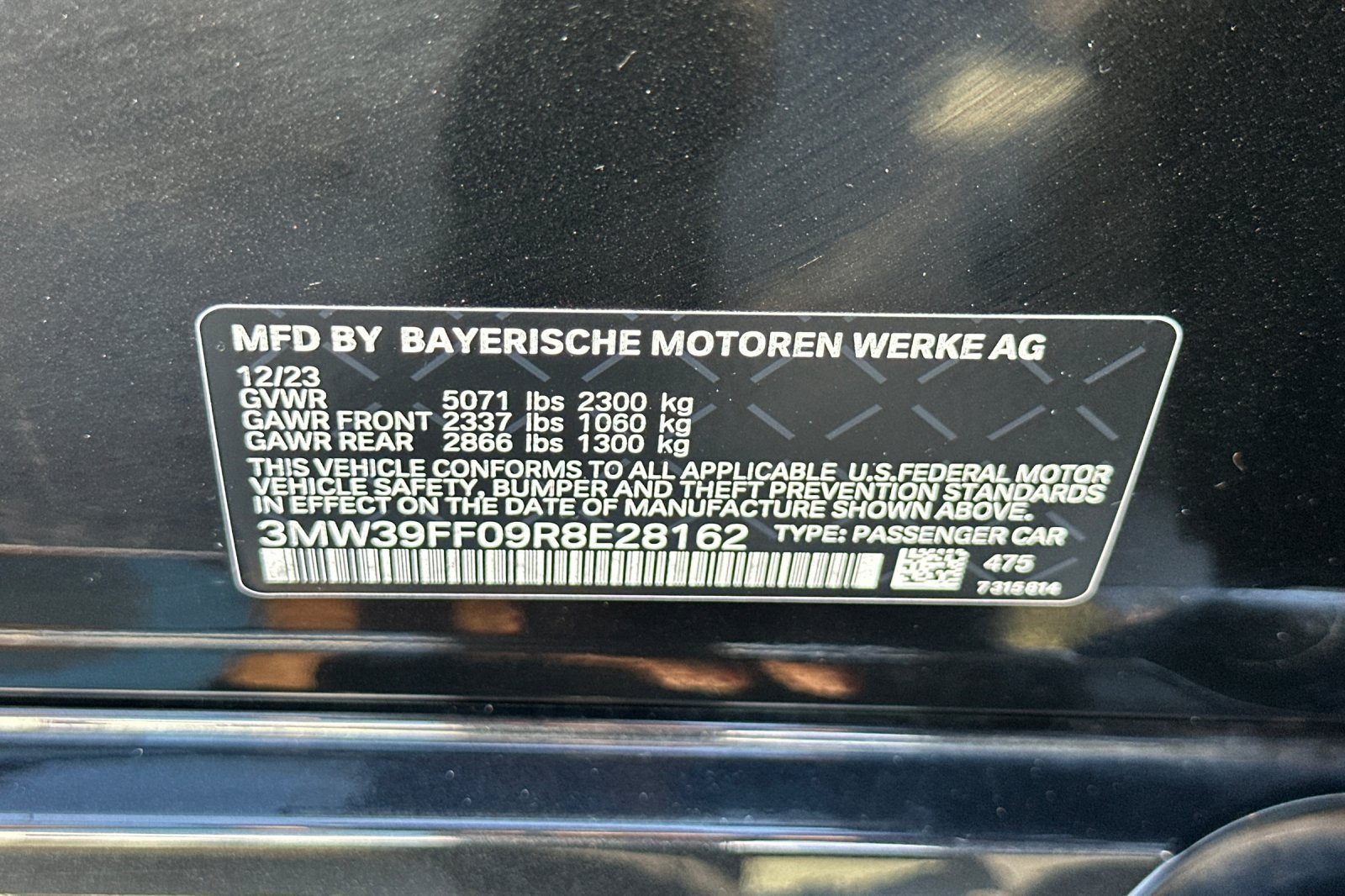Used 2024 BMW 330e w/ Convenience Package RWD image 27