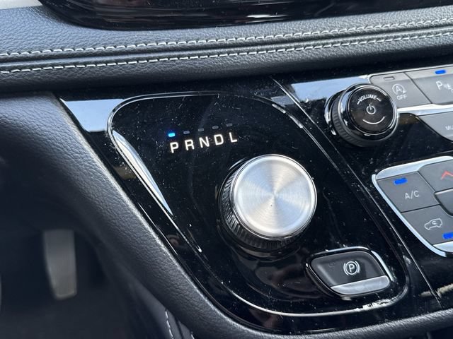 Used 2025 Chrysler Pacifica Limited FWD image 20