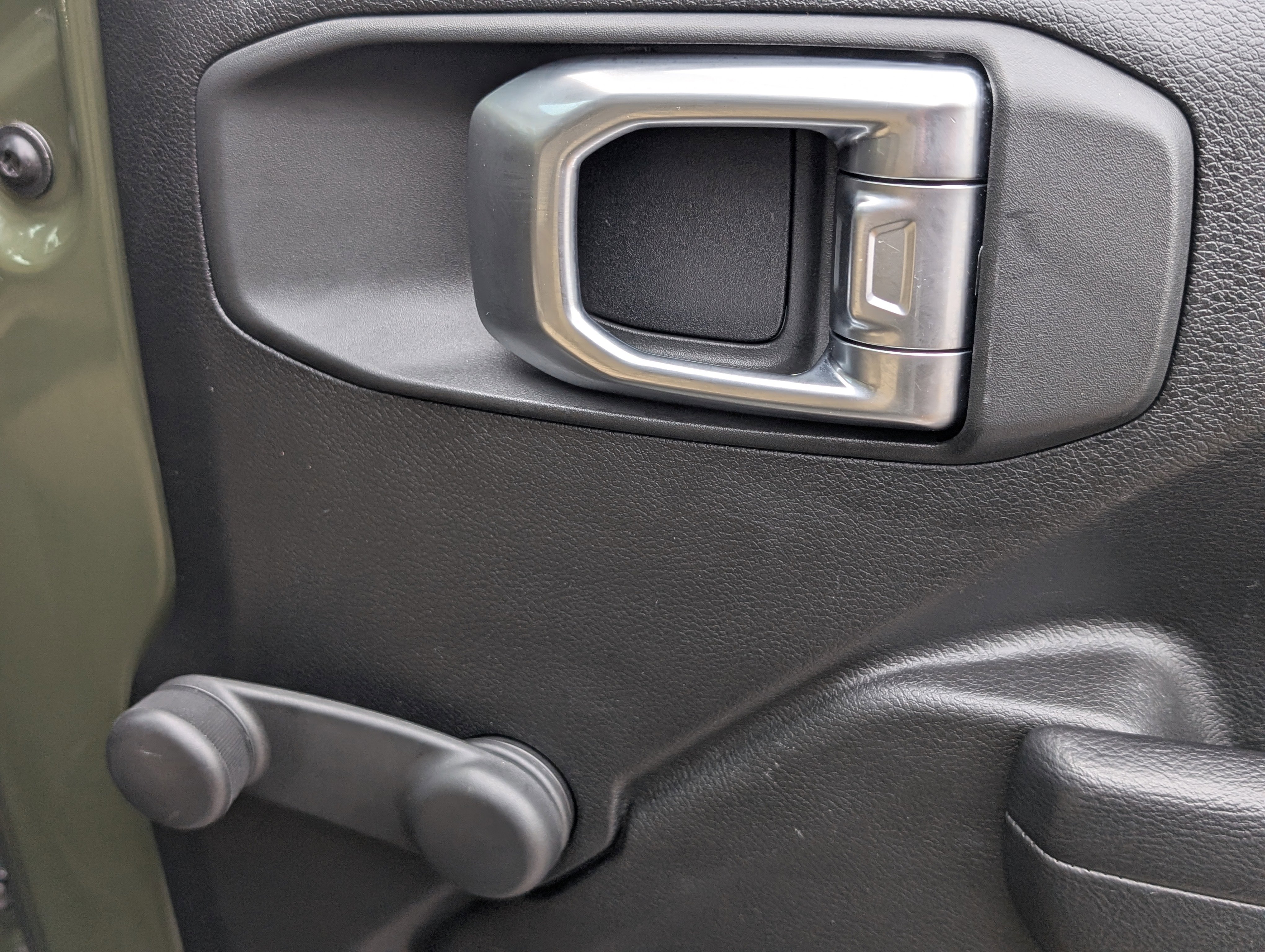 Used 2023 Jeep Wrangler Unlimited Sport image 21