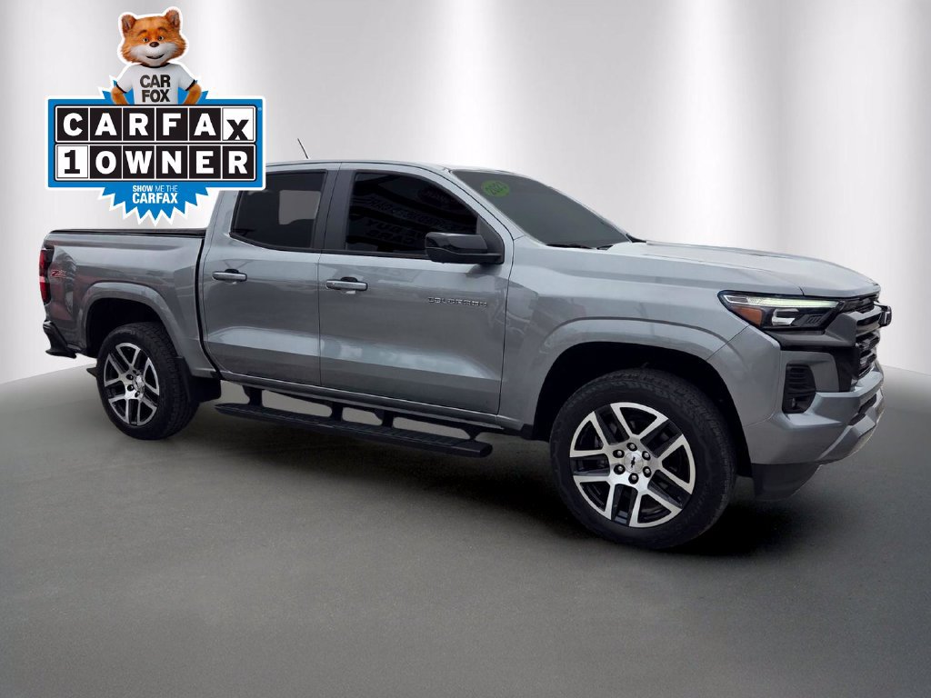 Certified 2023 Chevrolet Colorado Z71 w/ Z71 Convenience Package 2 AWD/4WD image 2