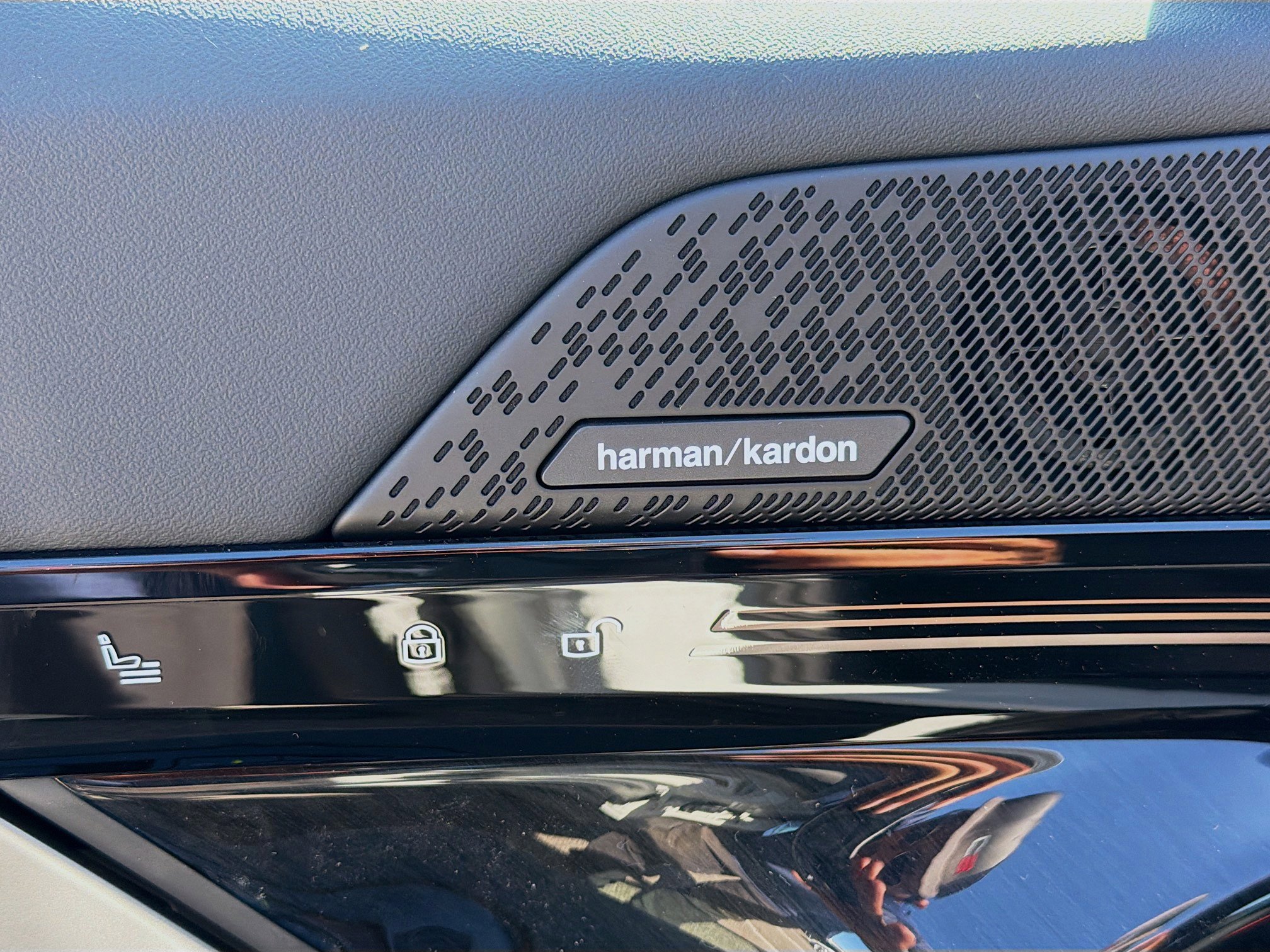 New 2026 BMW 530i RWD image 24