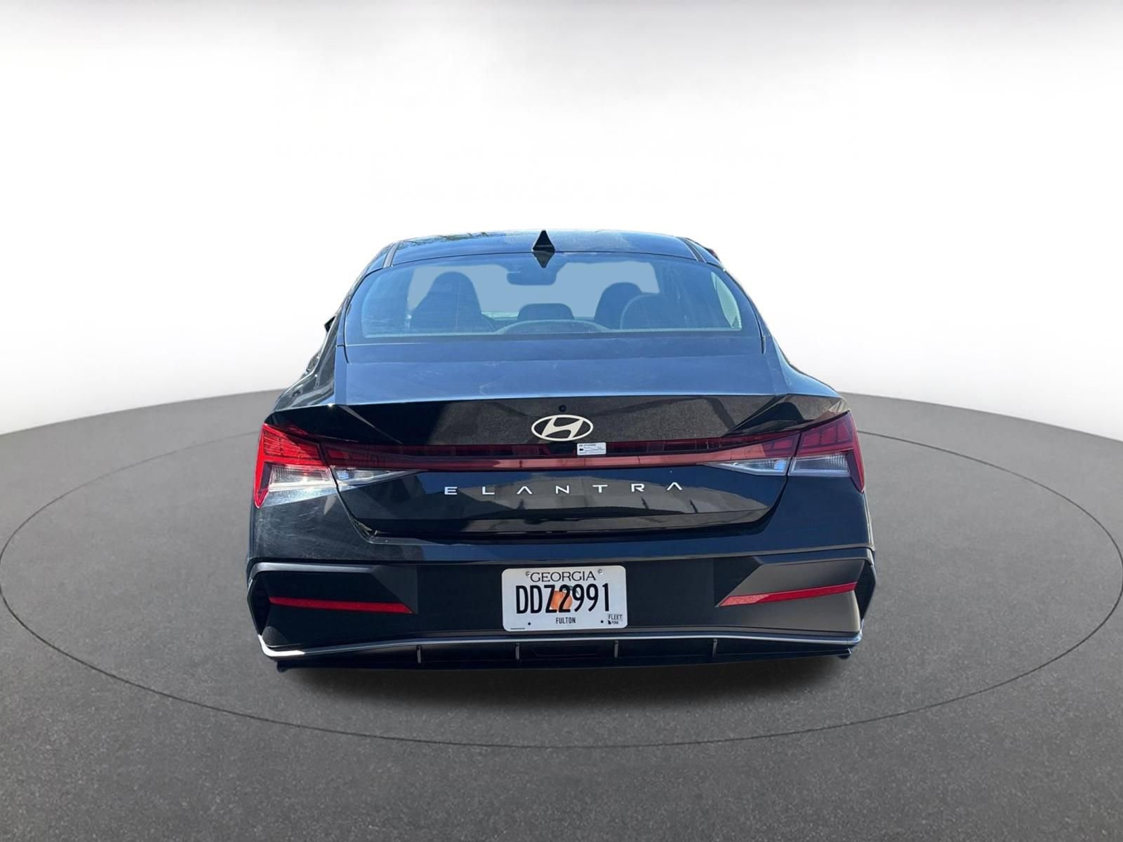 Used 2025 Hyundai Elantra SEL image 16