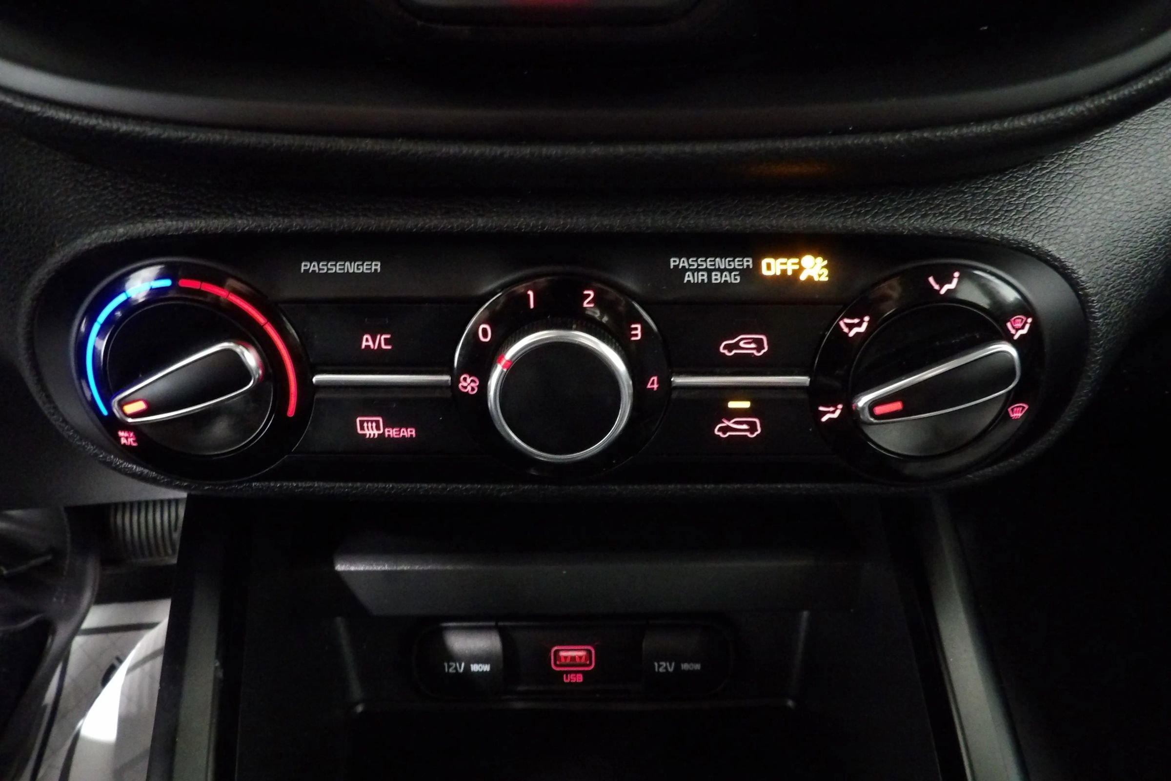Used 2021 Kia Soul S FWD image 14